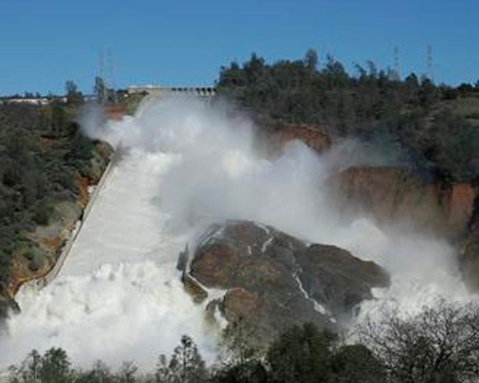 FloodSax® Delivers 2,500 Sandless Sandbags to Oroville Dam for Emergency Flood Response